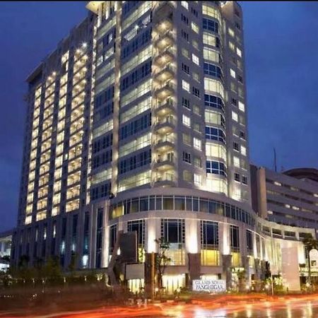 Two Bedroom Apartment At El Royale Hotel Bandung Bagian luar foto